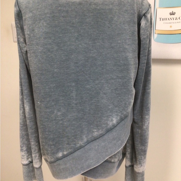 Gray Long Top L - Picture 7 of 11